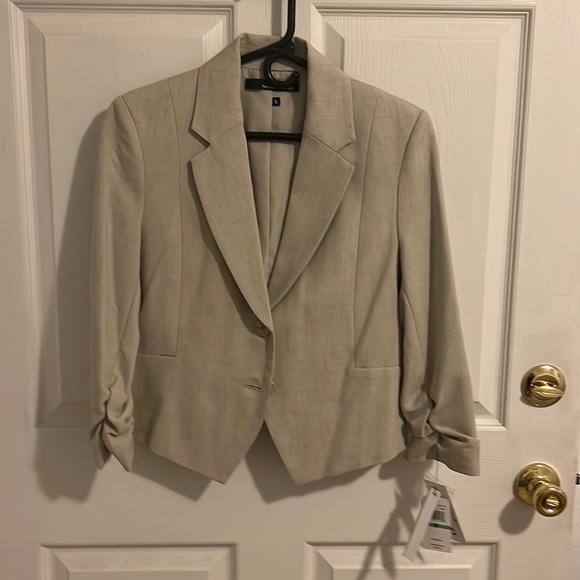 Amanda+ Chelsea Suit Jacket - Picture 1 of 5